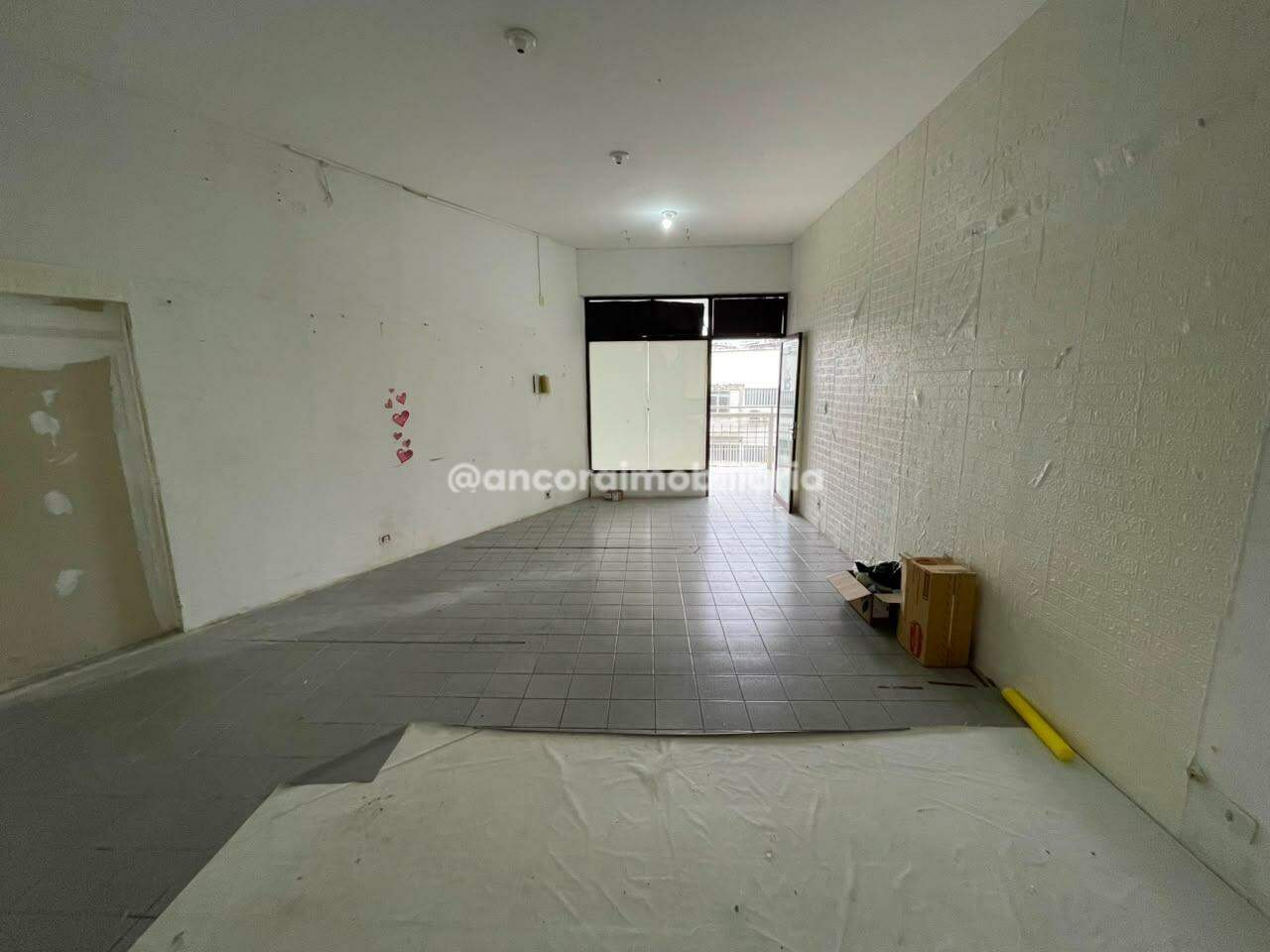 Sala para aluguel no Espinheiro: