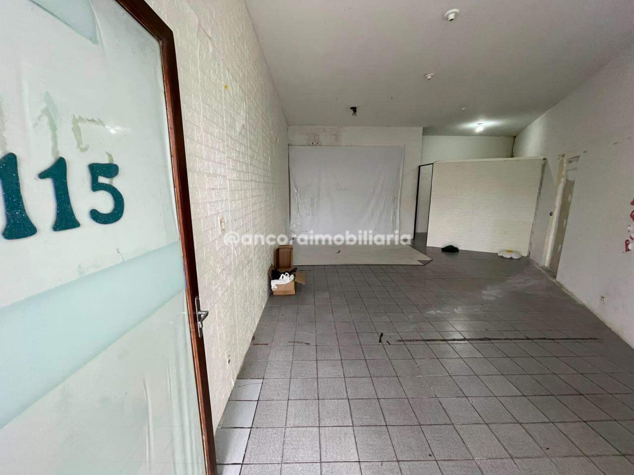 Sala para aluguel no Espinheiro: 
