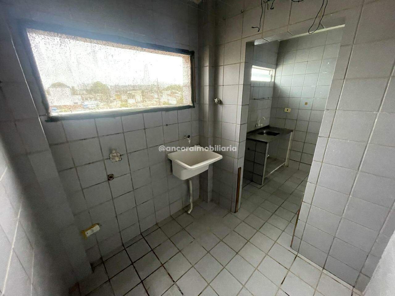 Apartamento para aluguel no Cordeiro: