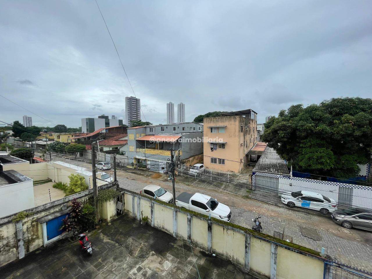 Apartamento para aluguel no Cordeiro:
