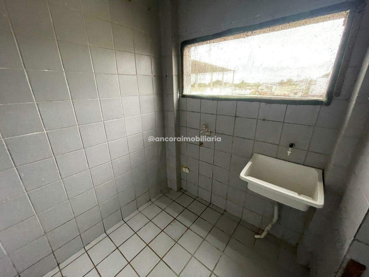 Apartamento para aluguel no Cordeiro: