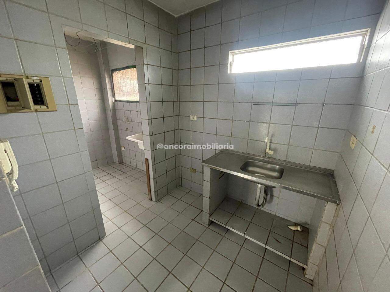 Apartamento para aluguel no Cordeiro: