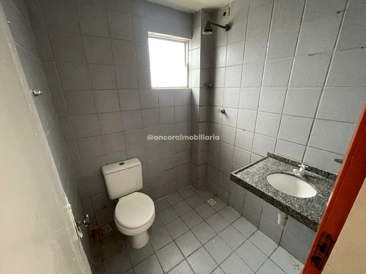 Apartamento para aluguel no Cordeiro: