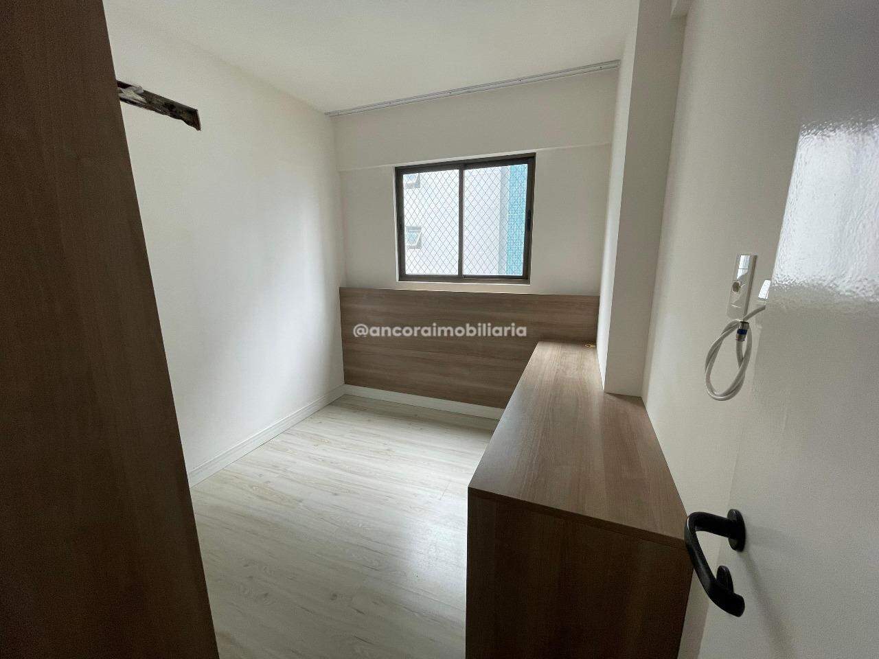 Apartamento para aluguel no Tamarineira: 