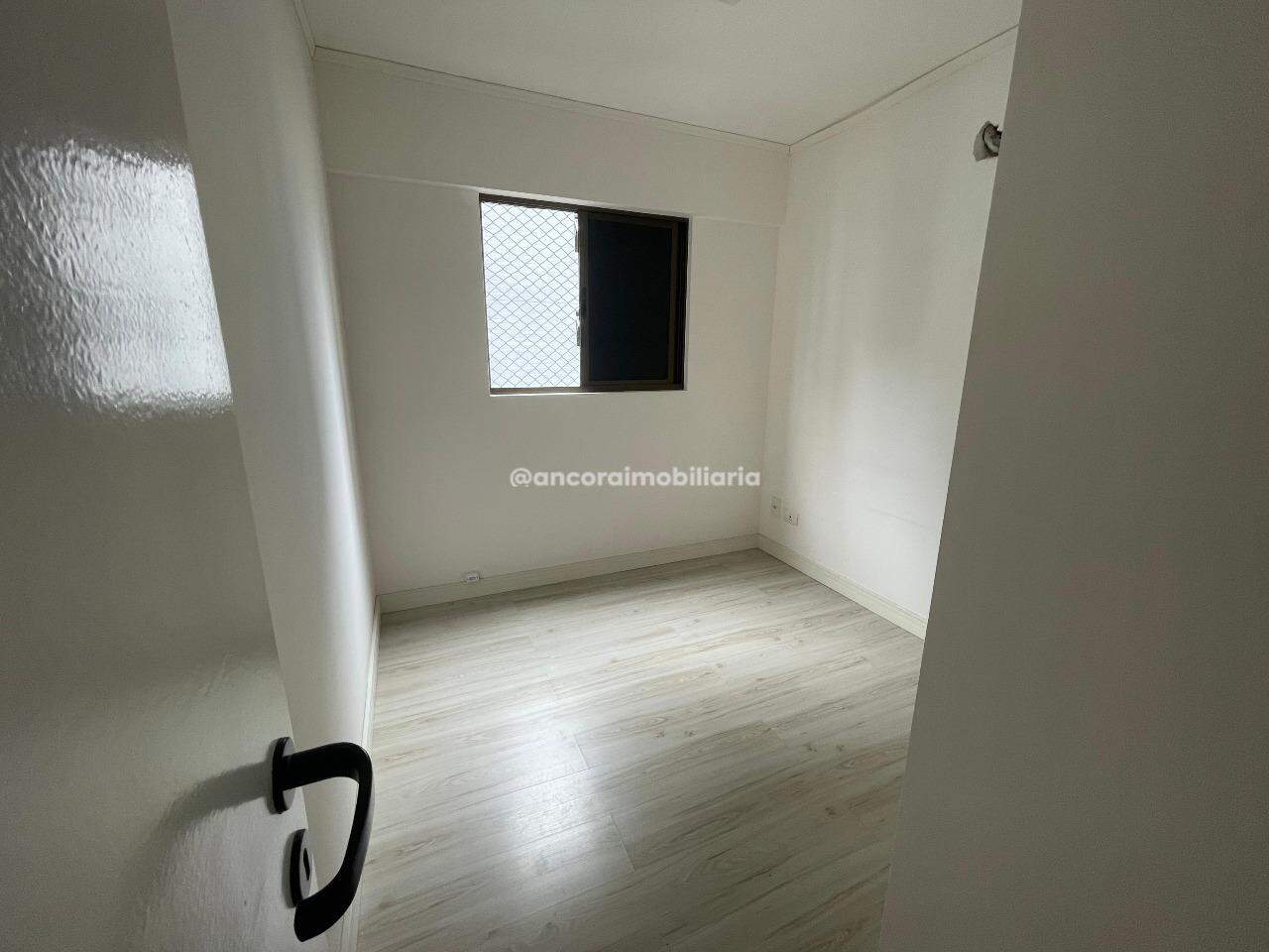 Apartamento para aluguel no Tamarineira: 