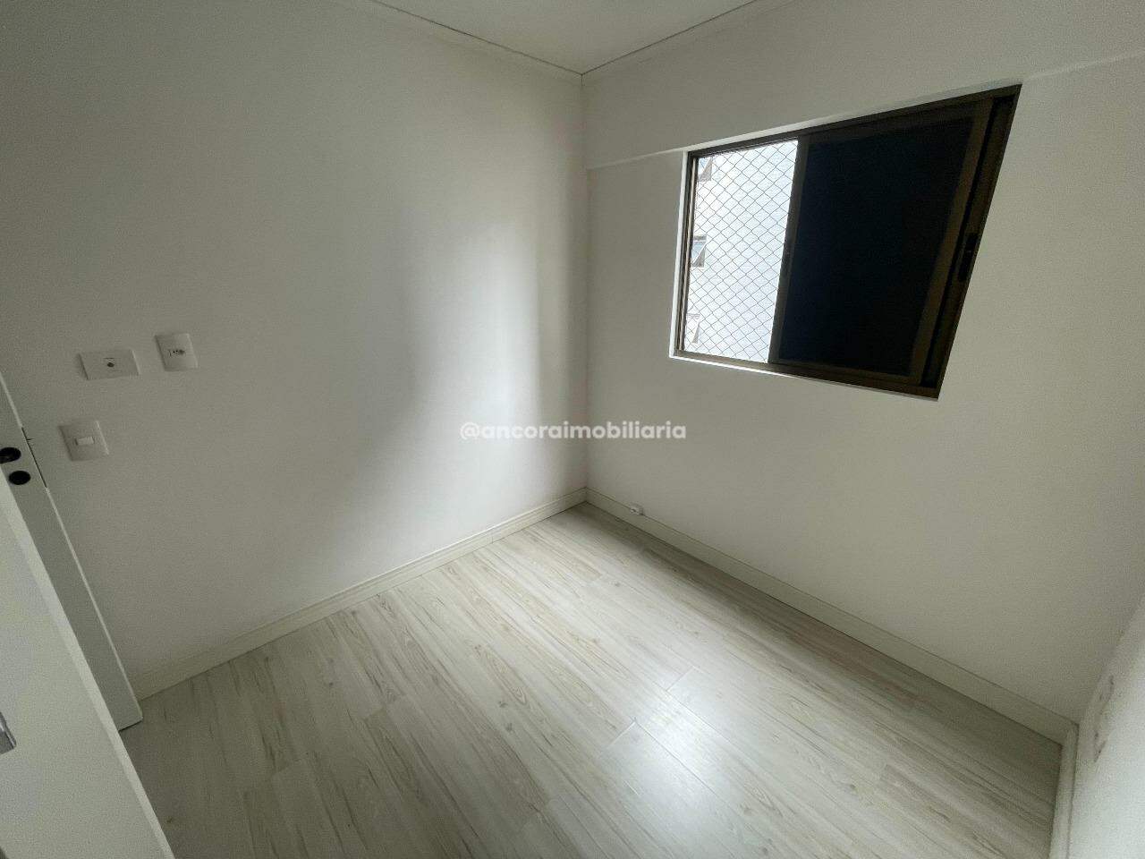 Apartamento para aluguel no Tamarineira: 