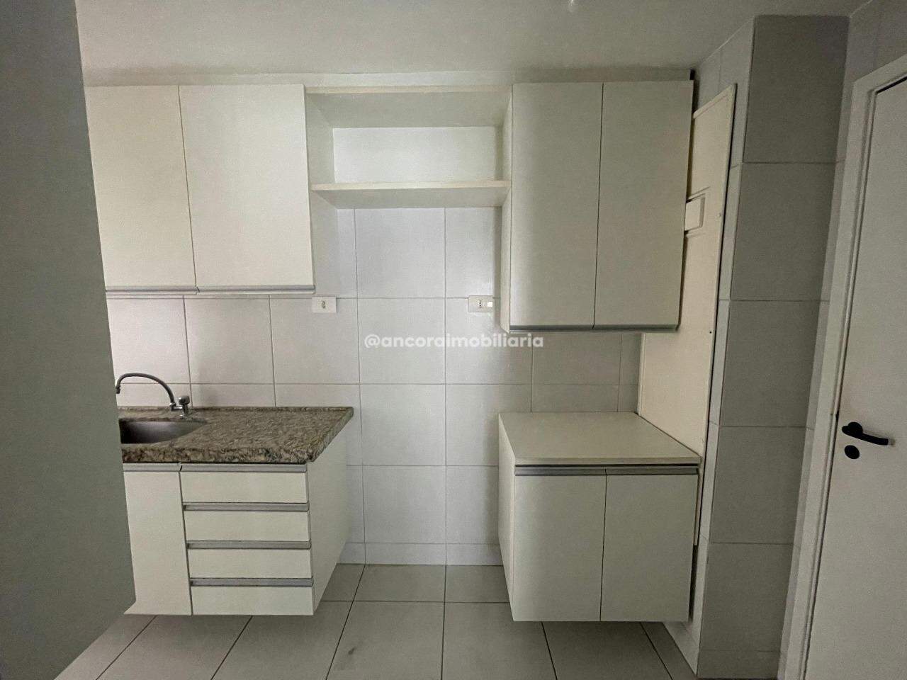 Apartamento para aluguel no Tamarineira: 