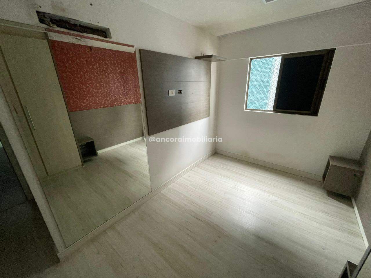 Apartamento para aluguel no Tamarineira: 