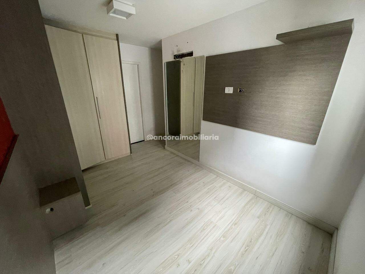 Apartamento para aluguel no Tamarineira: 