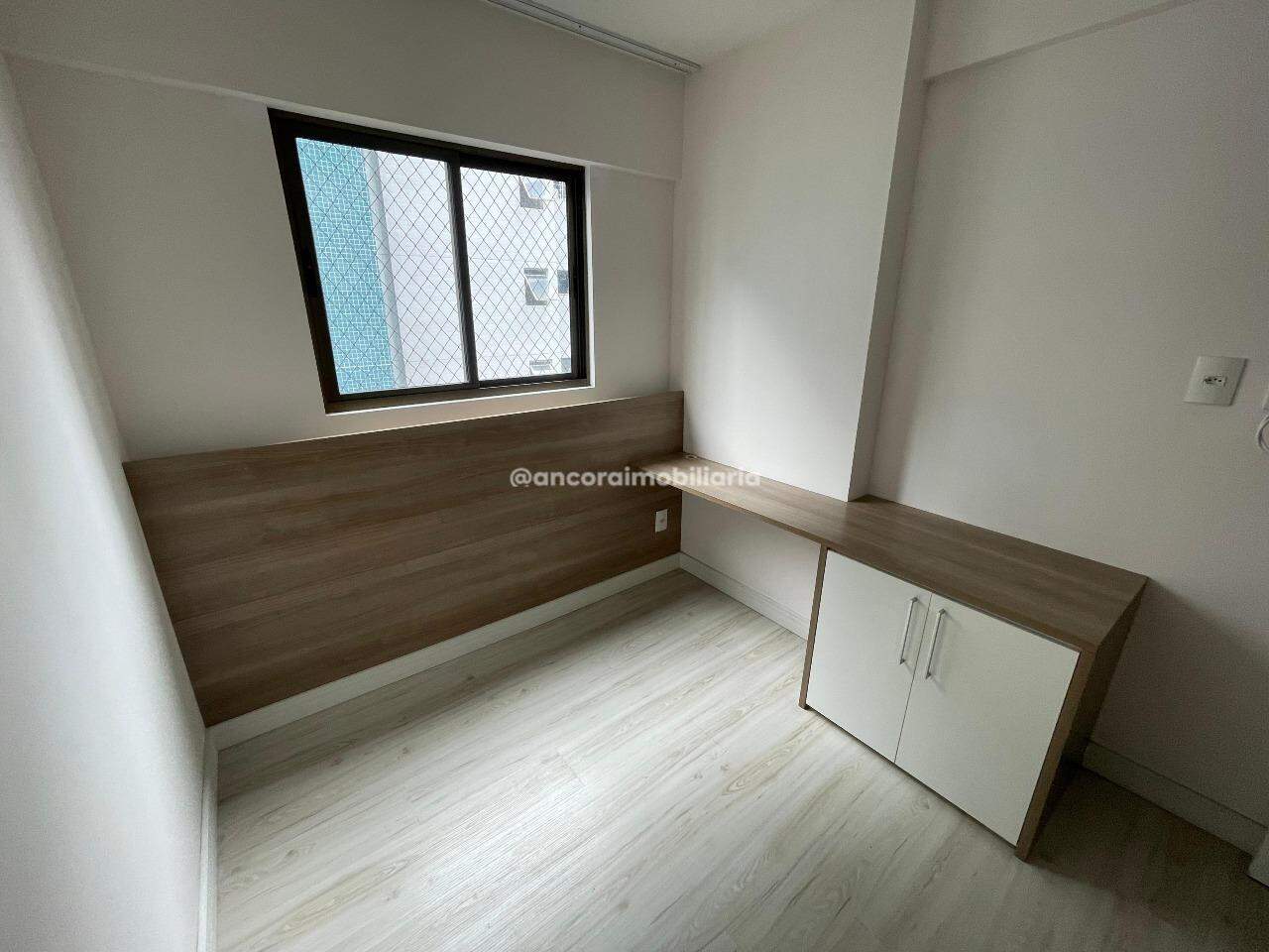 Apartamento para aluguel no Tamarineira: 