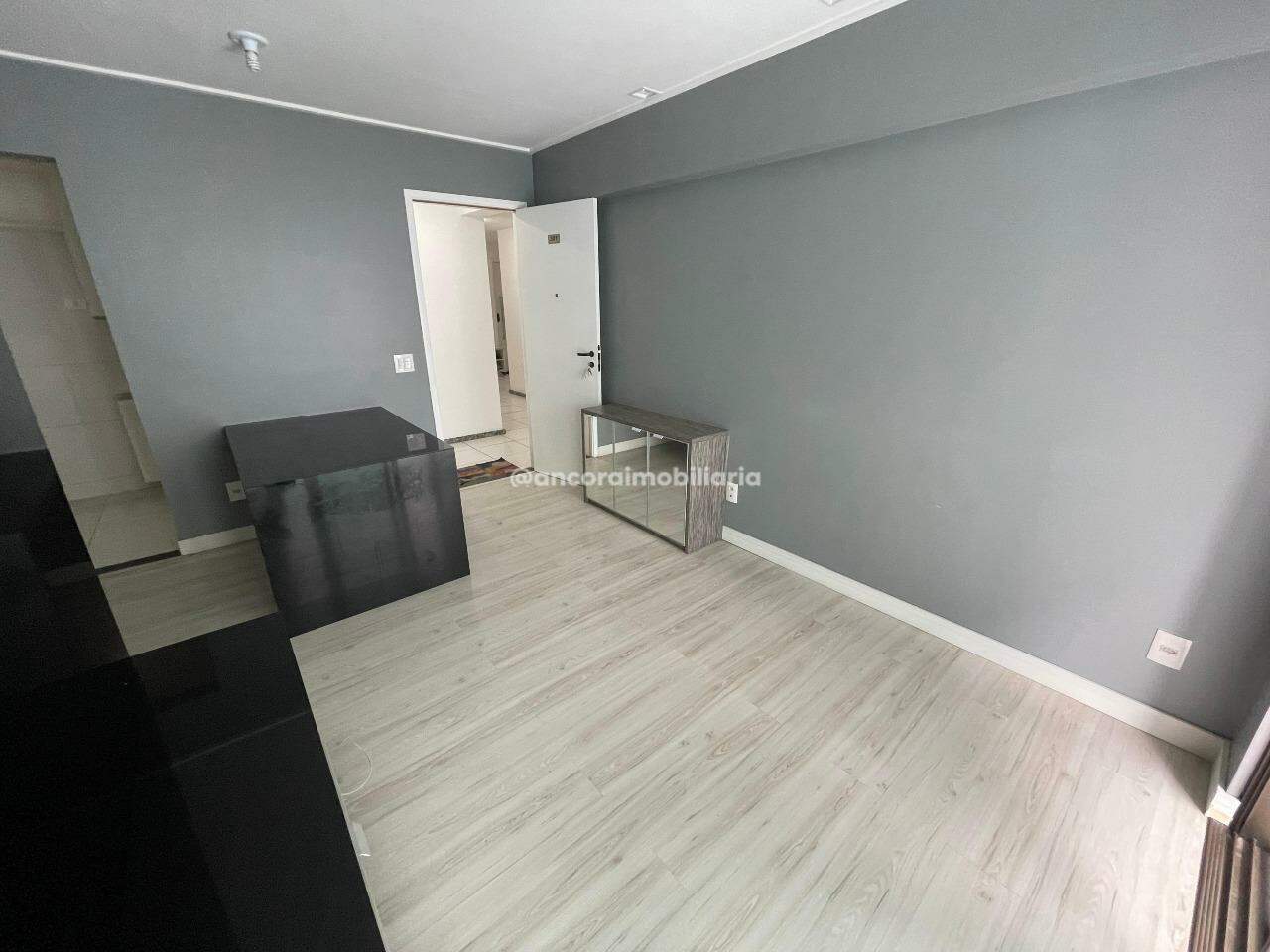 Apartamento para aluguel no Tamarineira: 