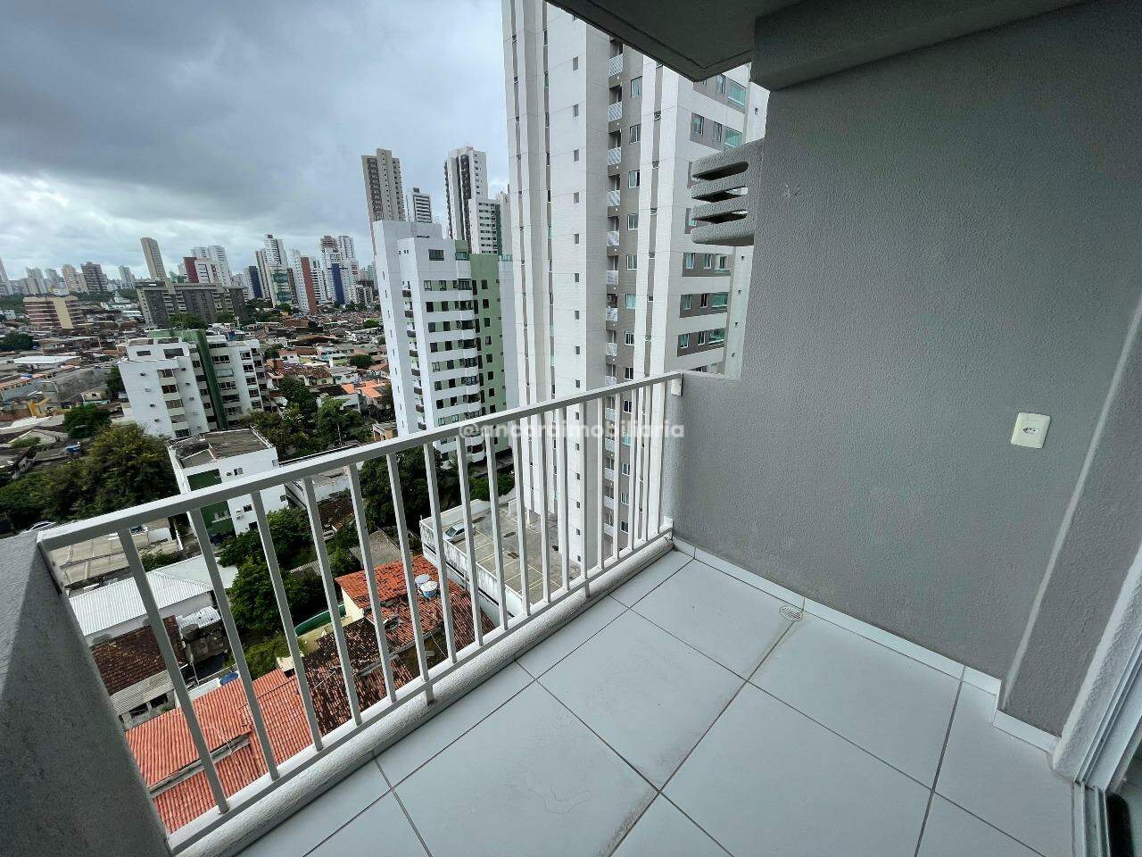 Apartamento para aluguel no Madalena: 
