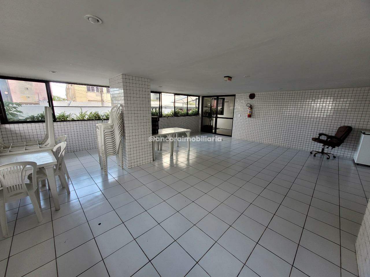 Apartamento para aluguel no Pina: 