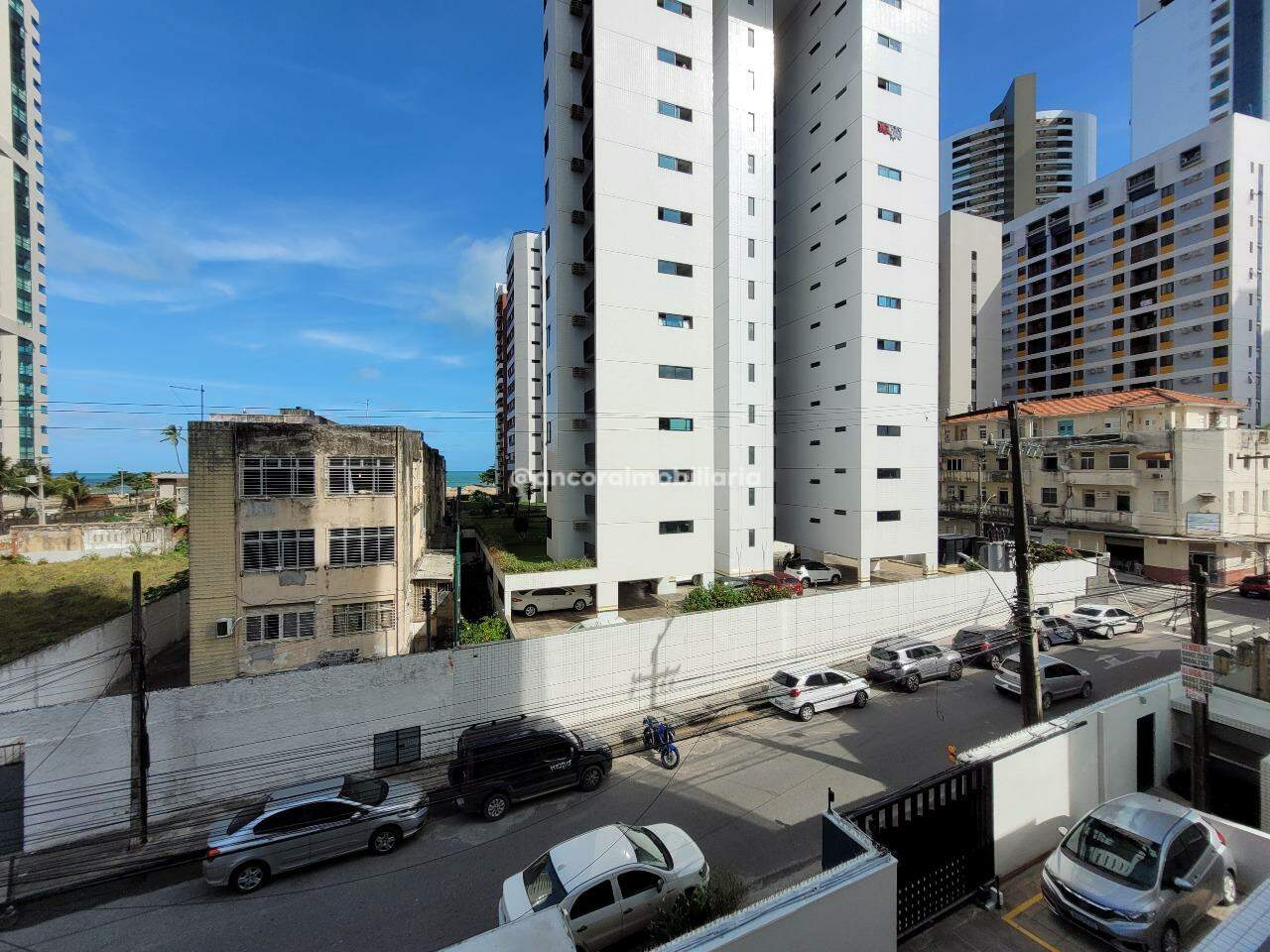 Apartamento para aluguel no Pina: 