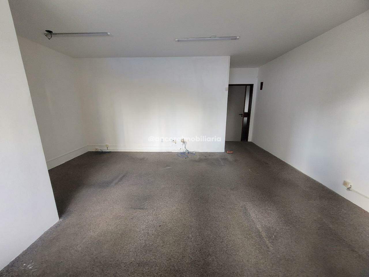 Sala para aluguel no Torre: 