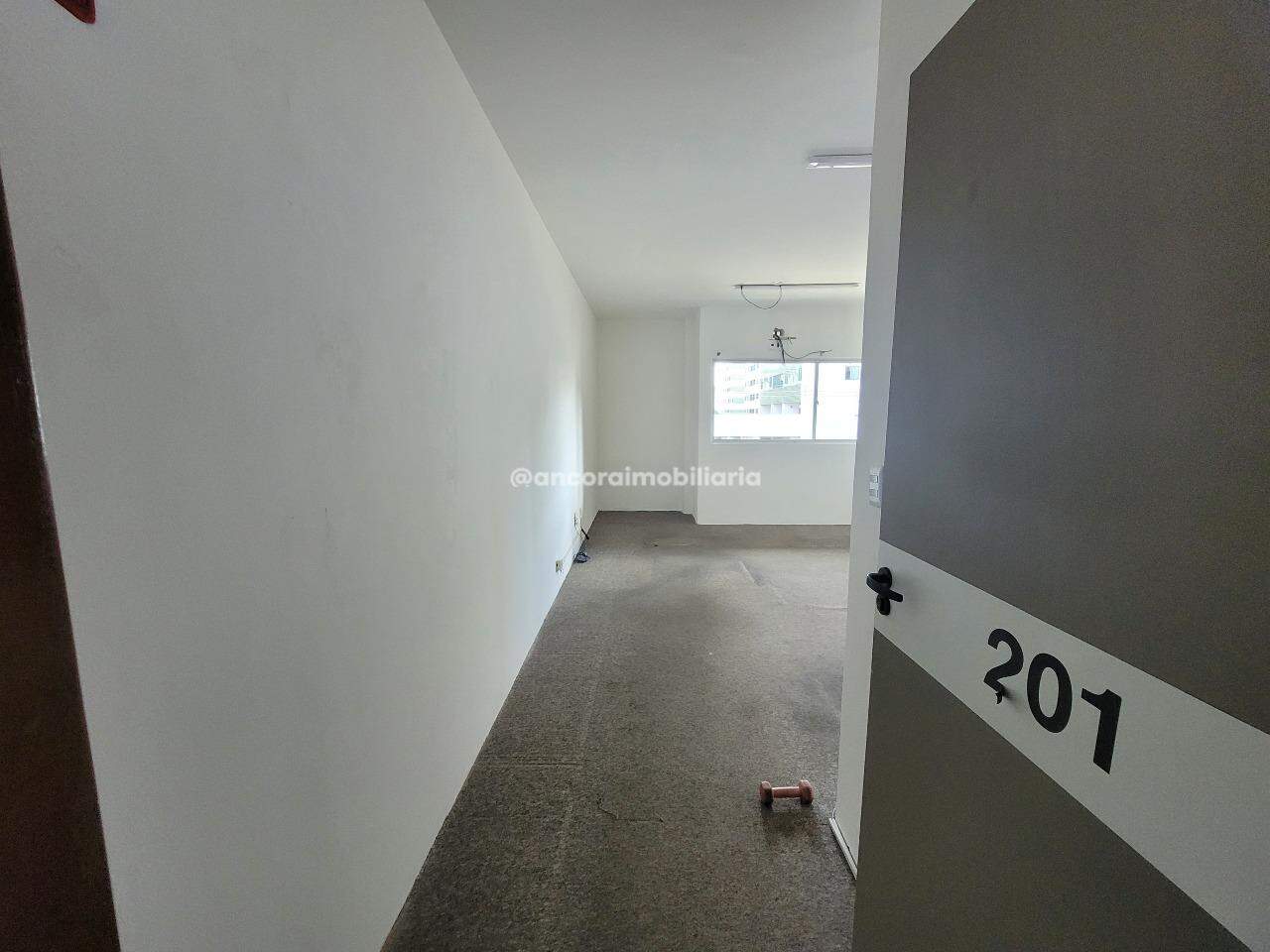 Sala para aluguel no Torre: 