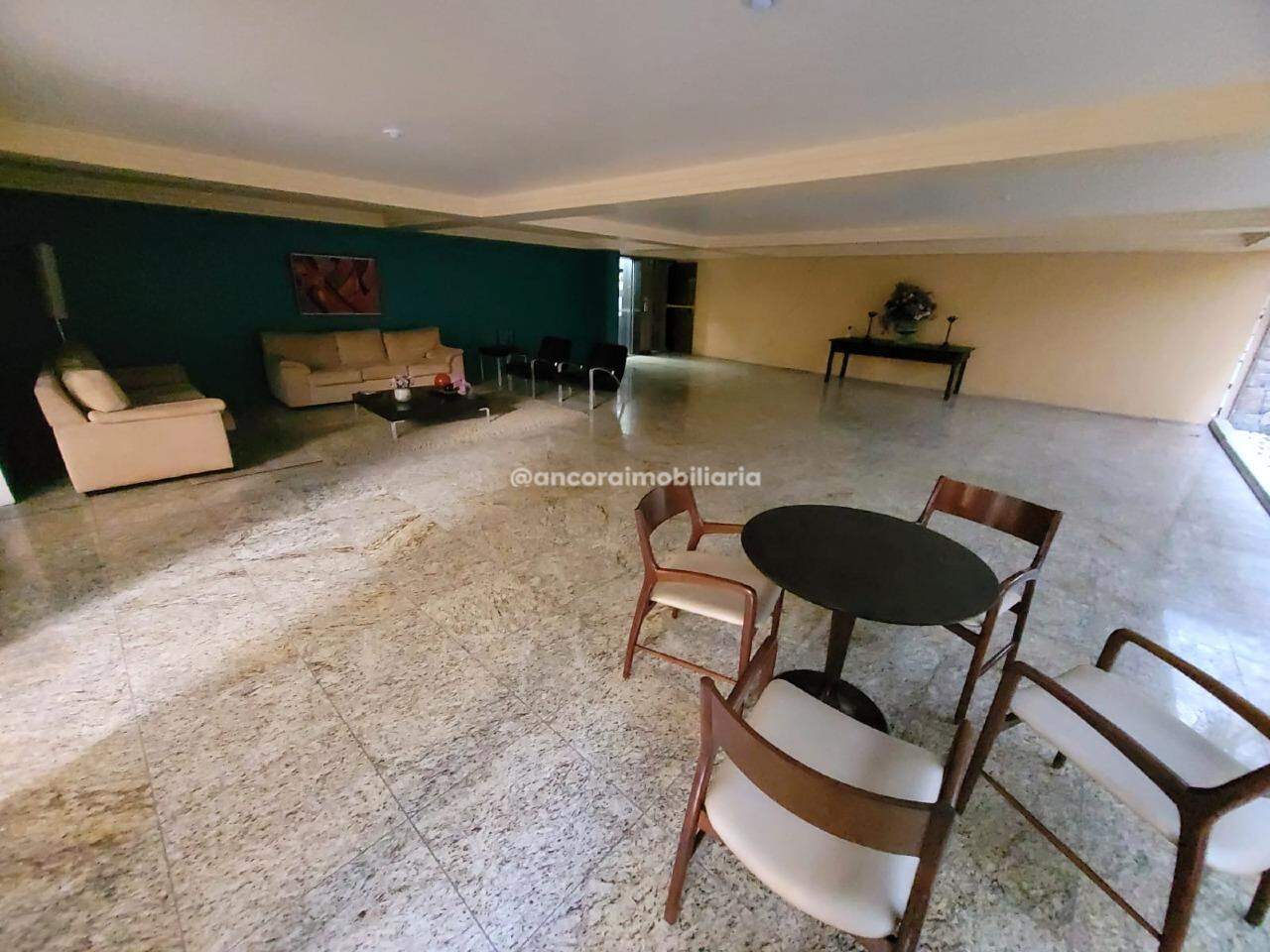 Apartamento à venda no Graças: 