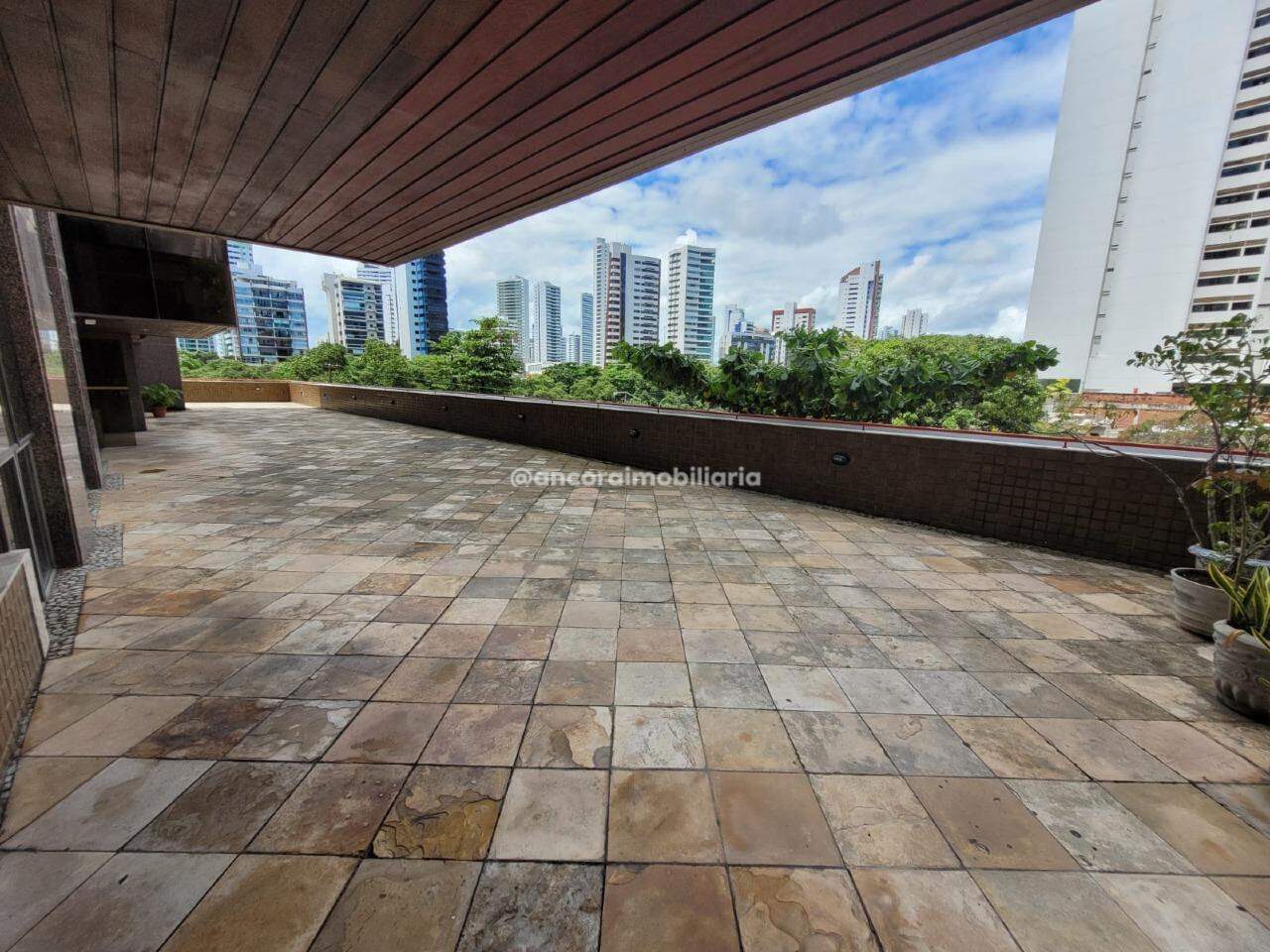 Apartamento à venda no Graças: 