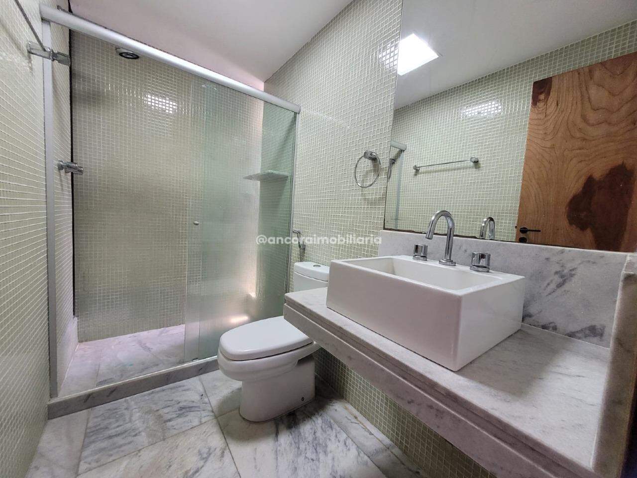 Apartamento à venda no Graças: 