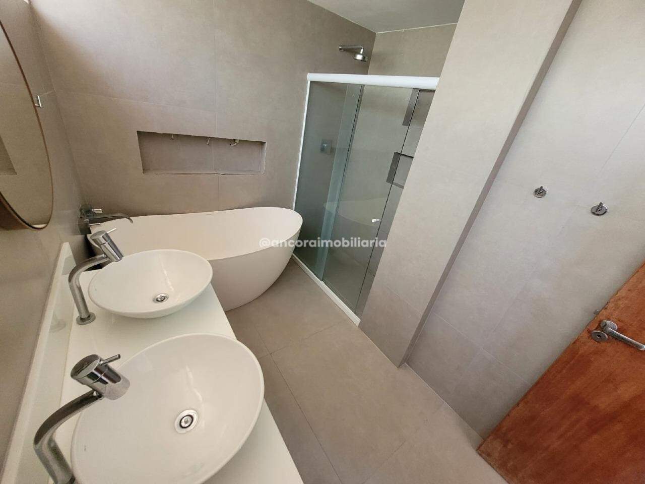 Apartamento à venda no Graças: 