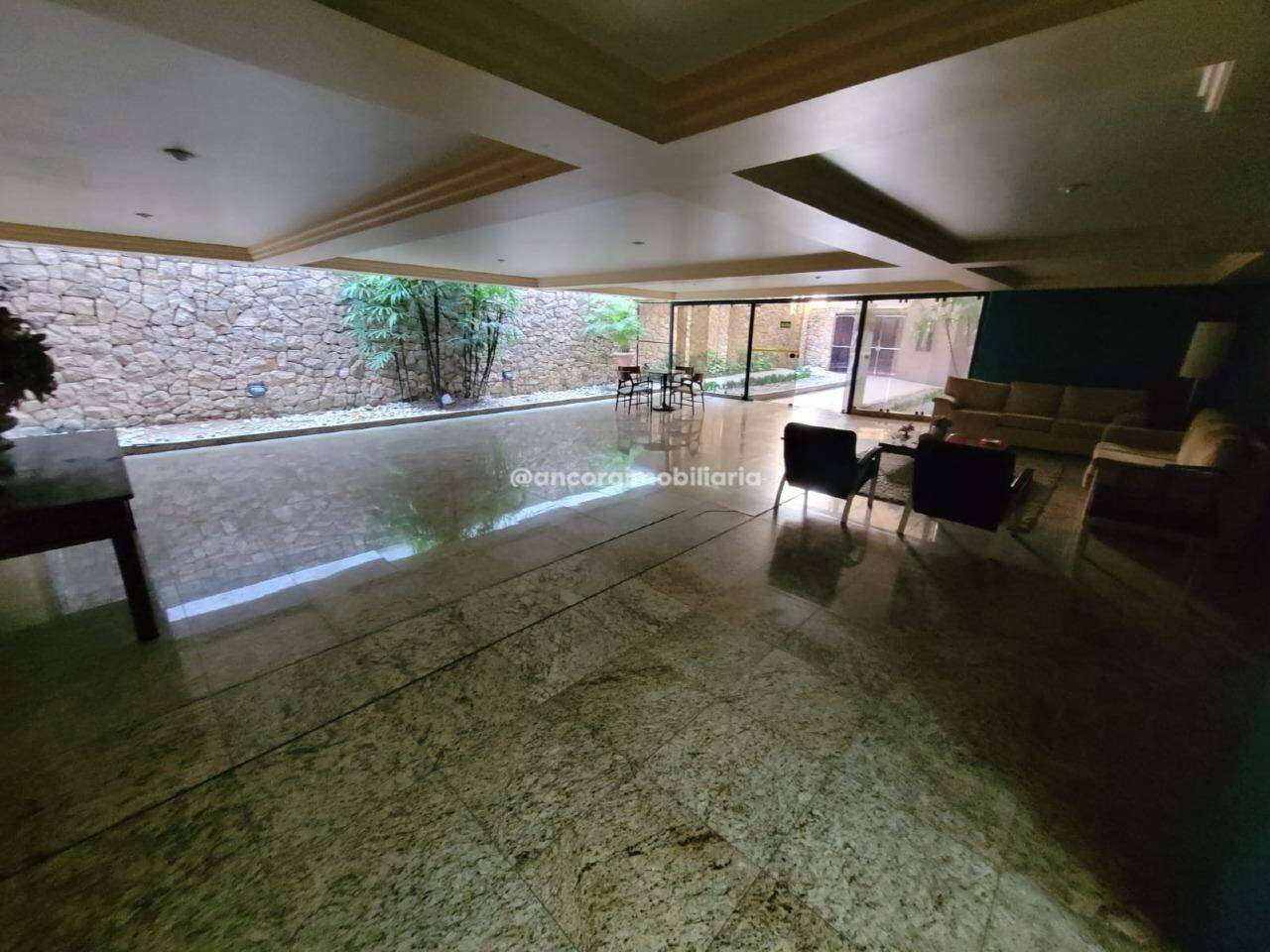 Apartamento à venda no Graças: 