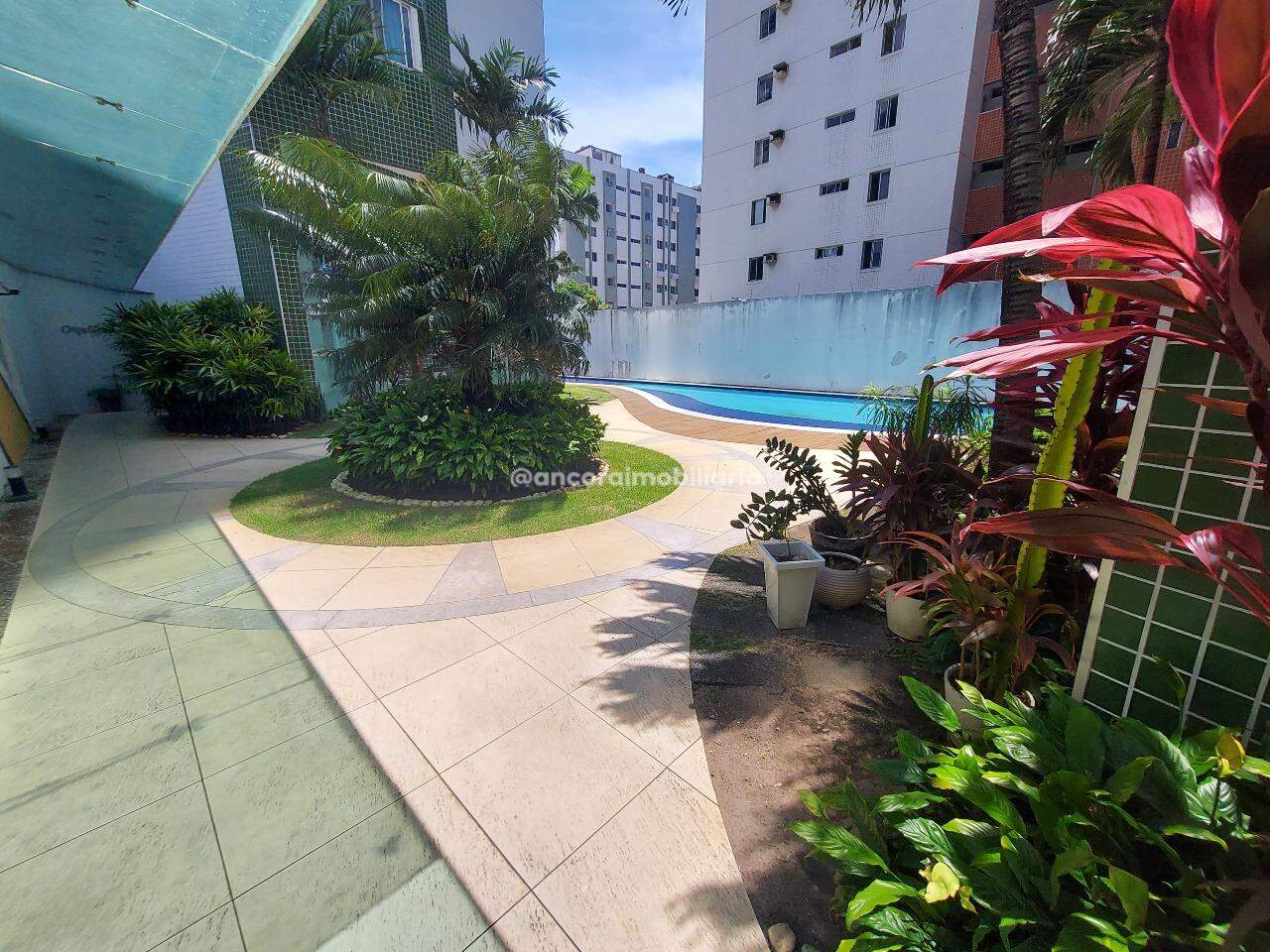 Apartamento à venda no Espinheiro: