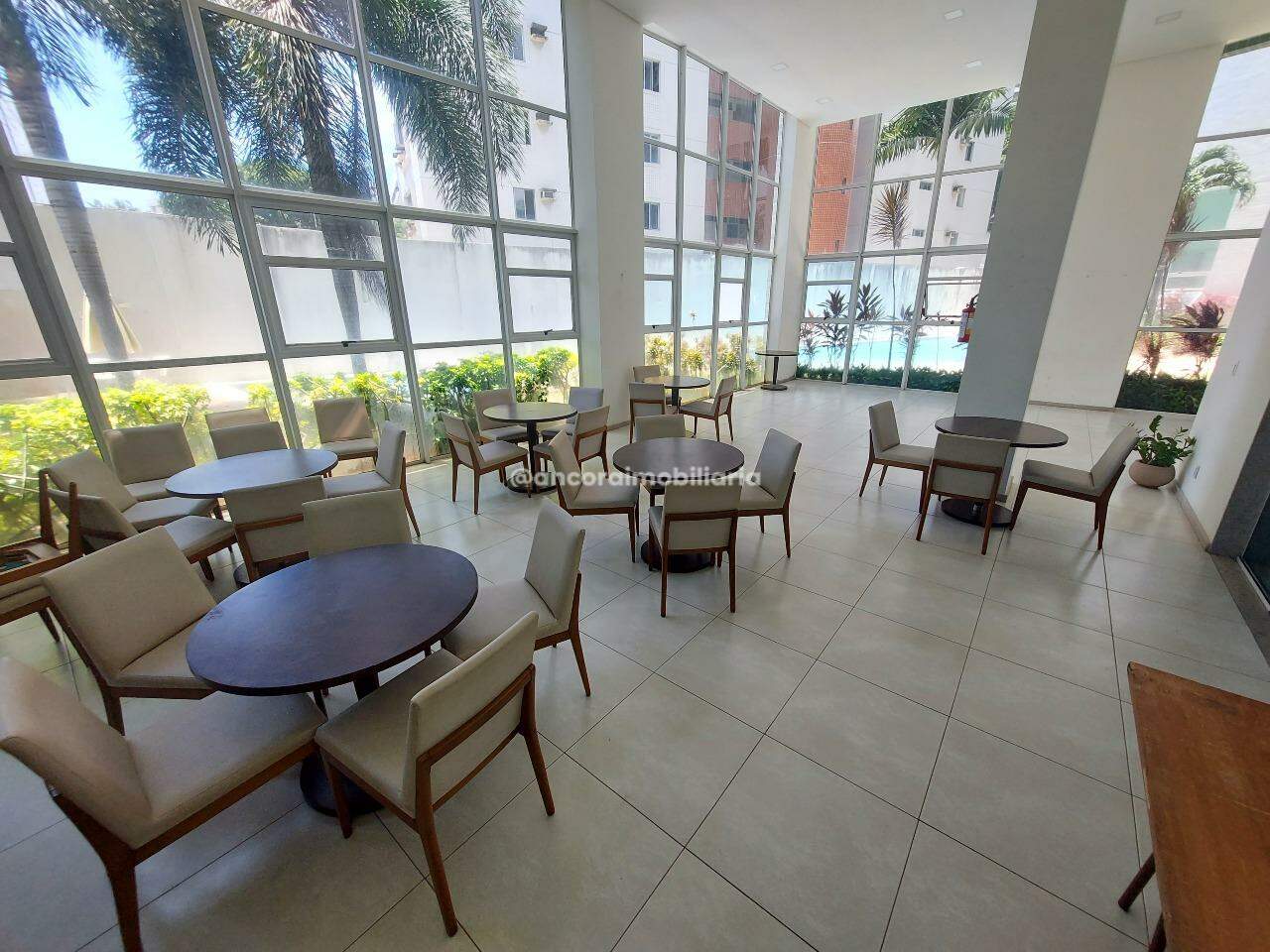 Apartamento à venda no Espinheiro: