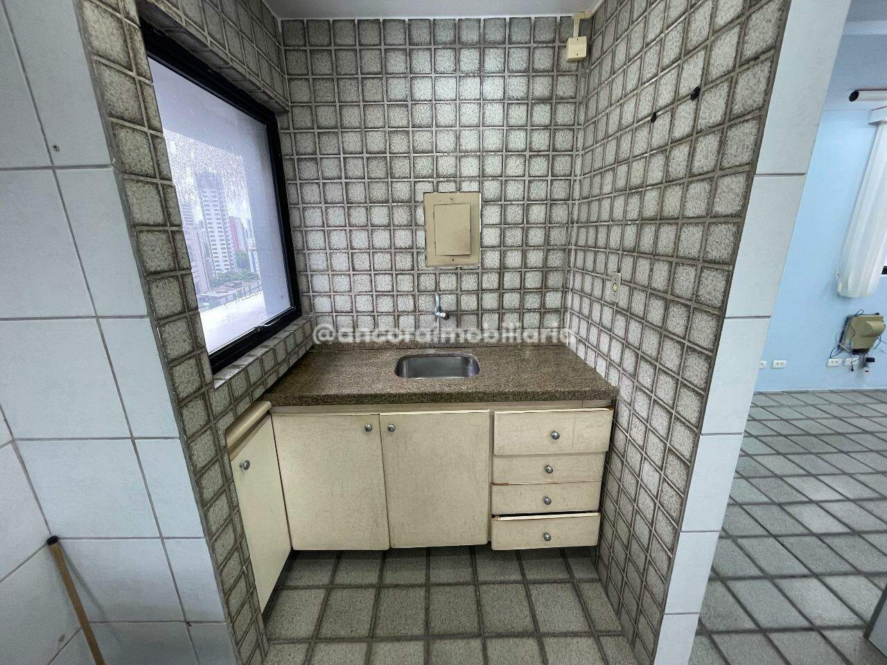 Sala para aluguel no Espinheiro:
