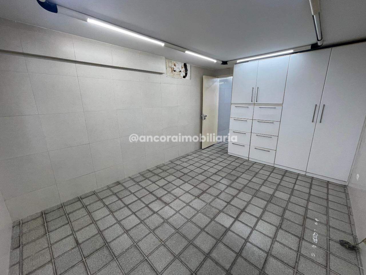 Sala para aluguel no Espinheiro:
