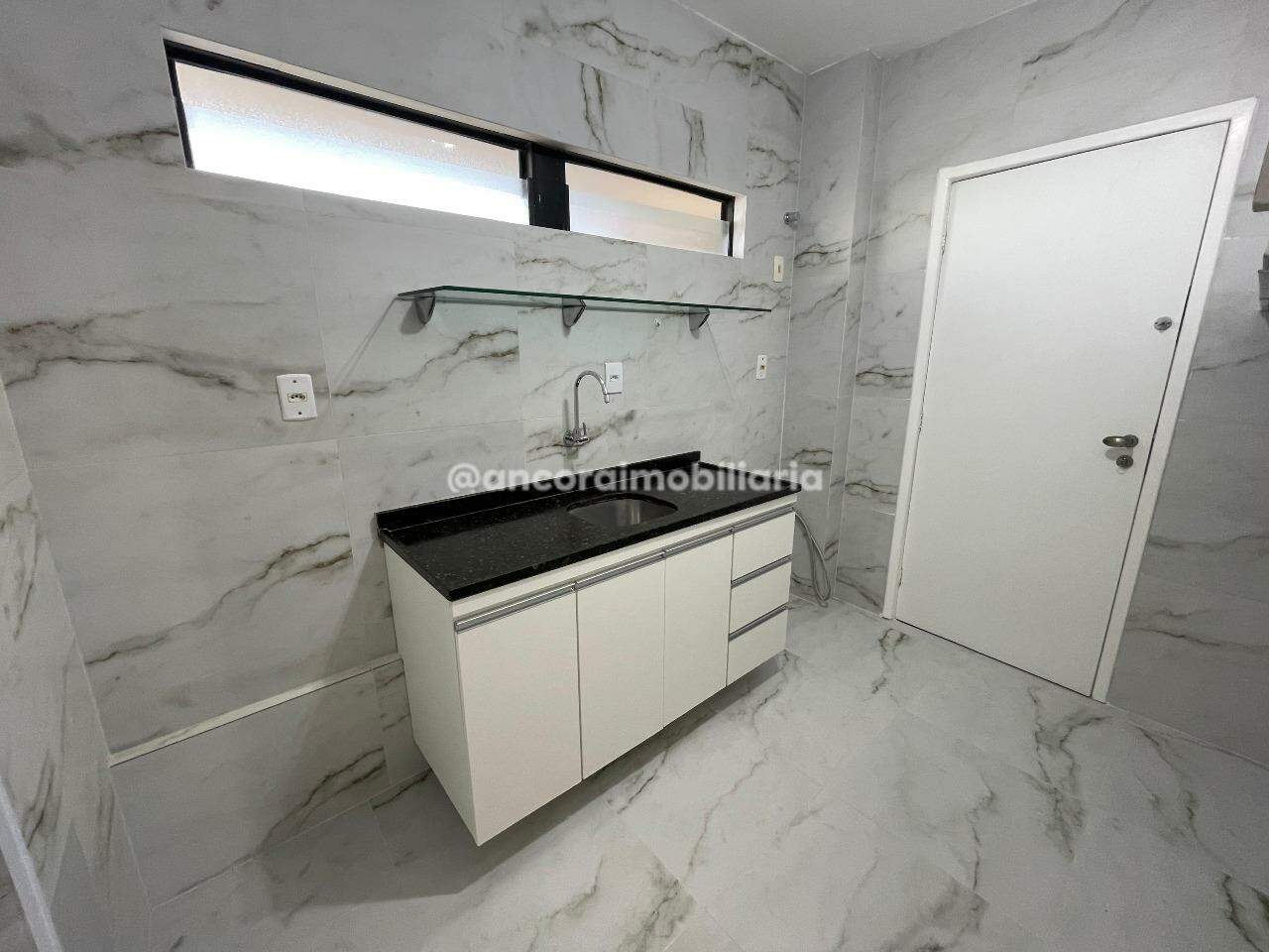 Apartamento para aluguel no Espinheiro: 