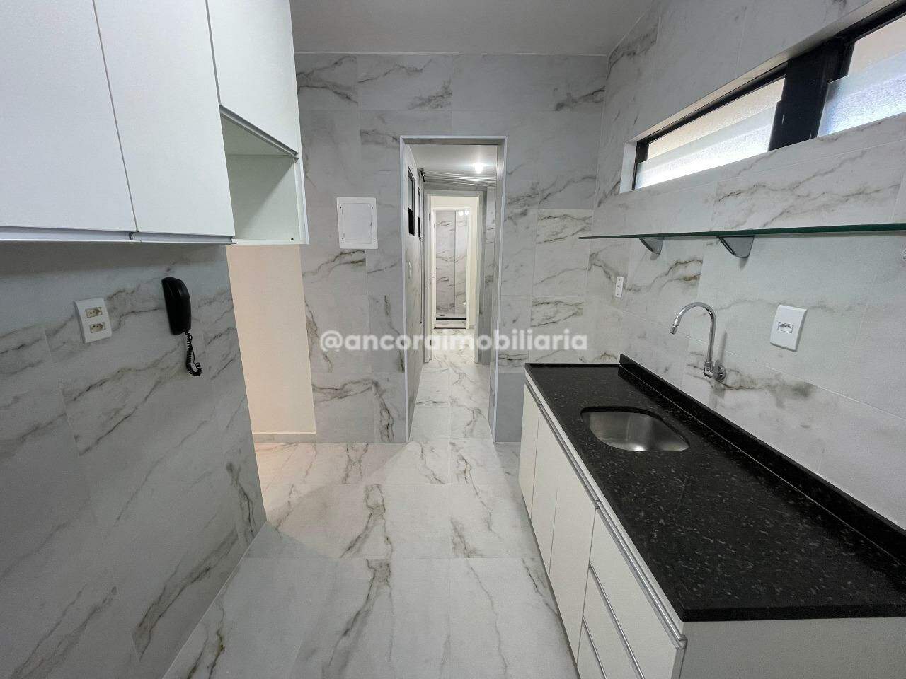 Apartamento para aluguel no Espinheiro: 