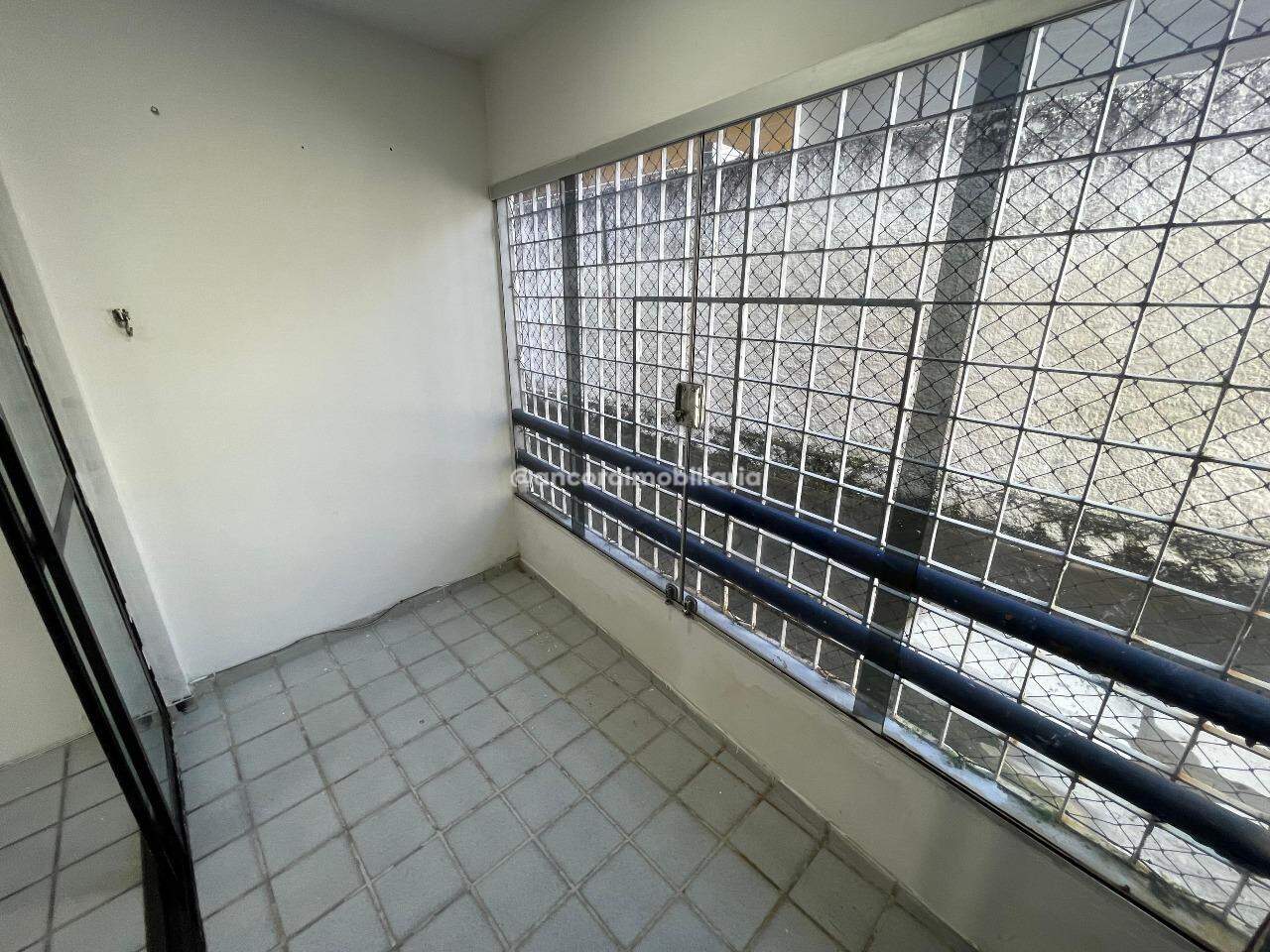 Apartamento para aluguel no Candeias: