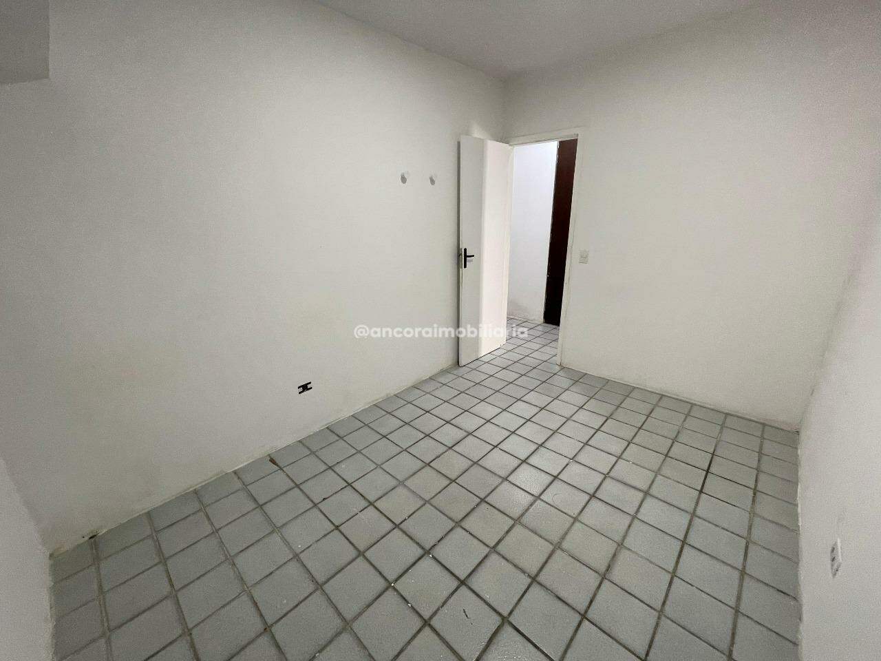 Apartamento para aluguel no Candeias: