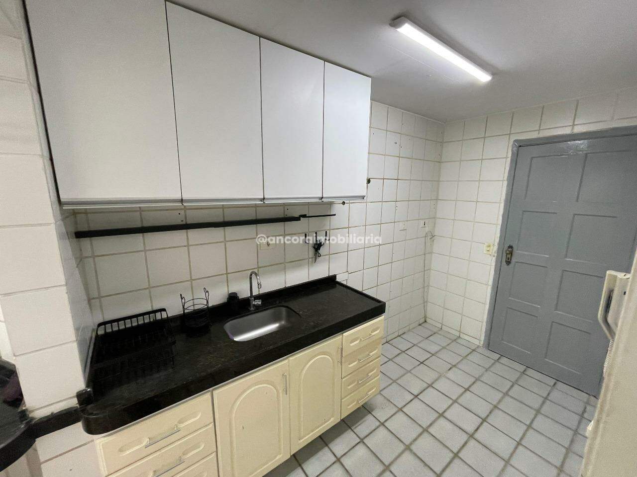 Apartamento para aluguel no Candeias:
