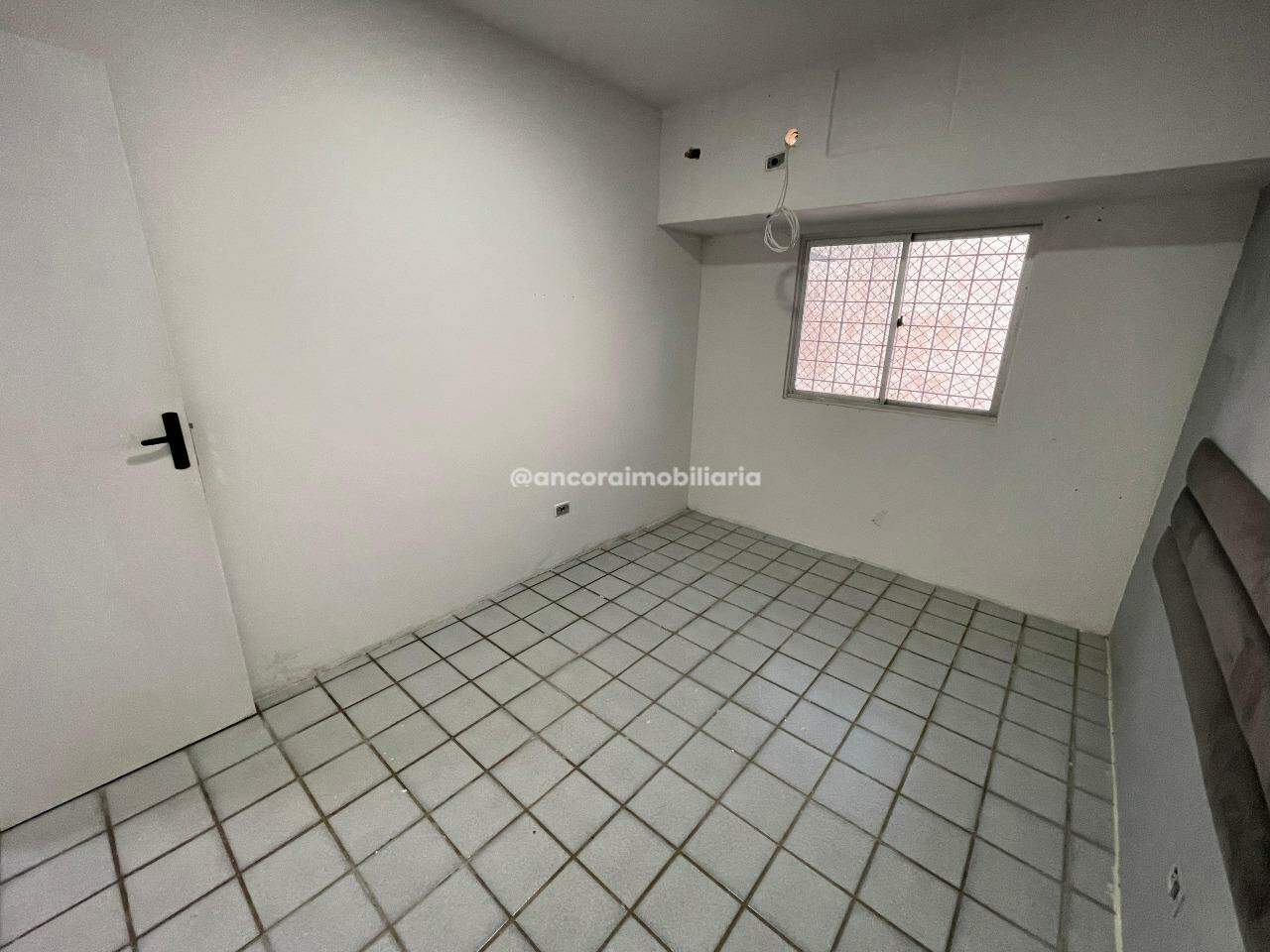 Apartamento para aluguel no Candeias: