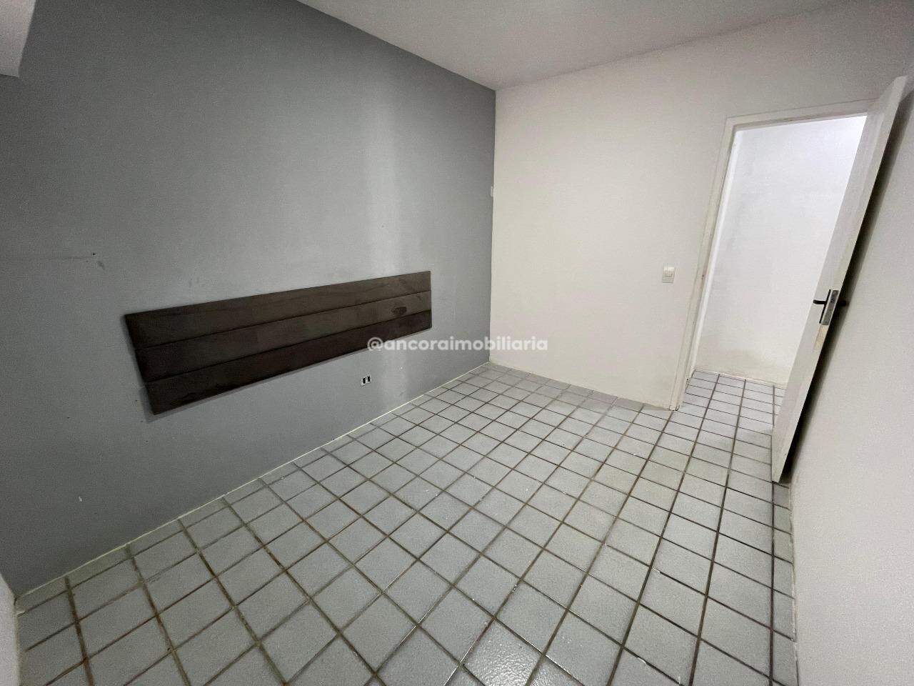 Apartamento para aluguel no Candeias: