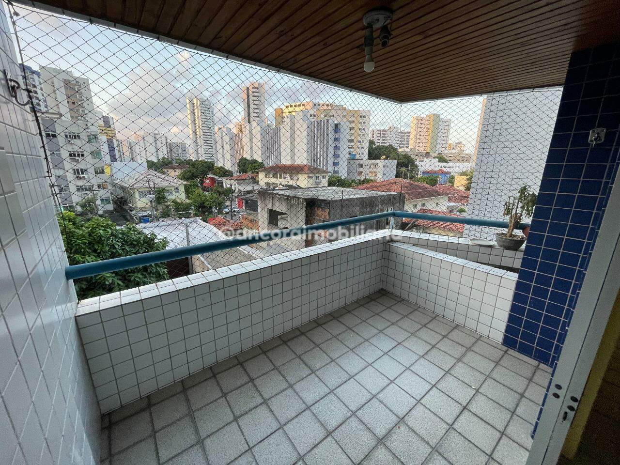 Apartamento para aluguel no Graças: 