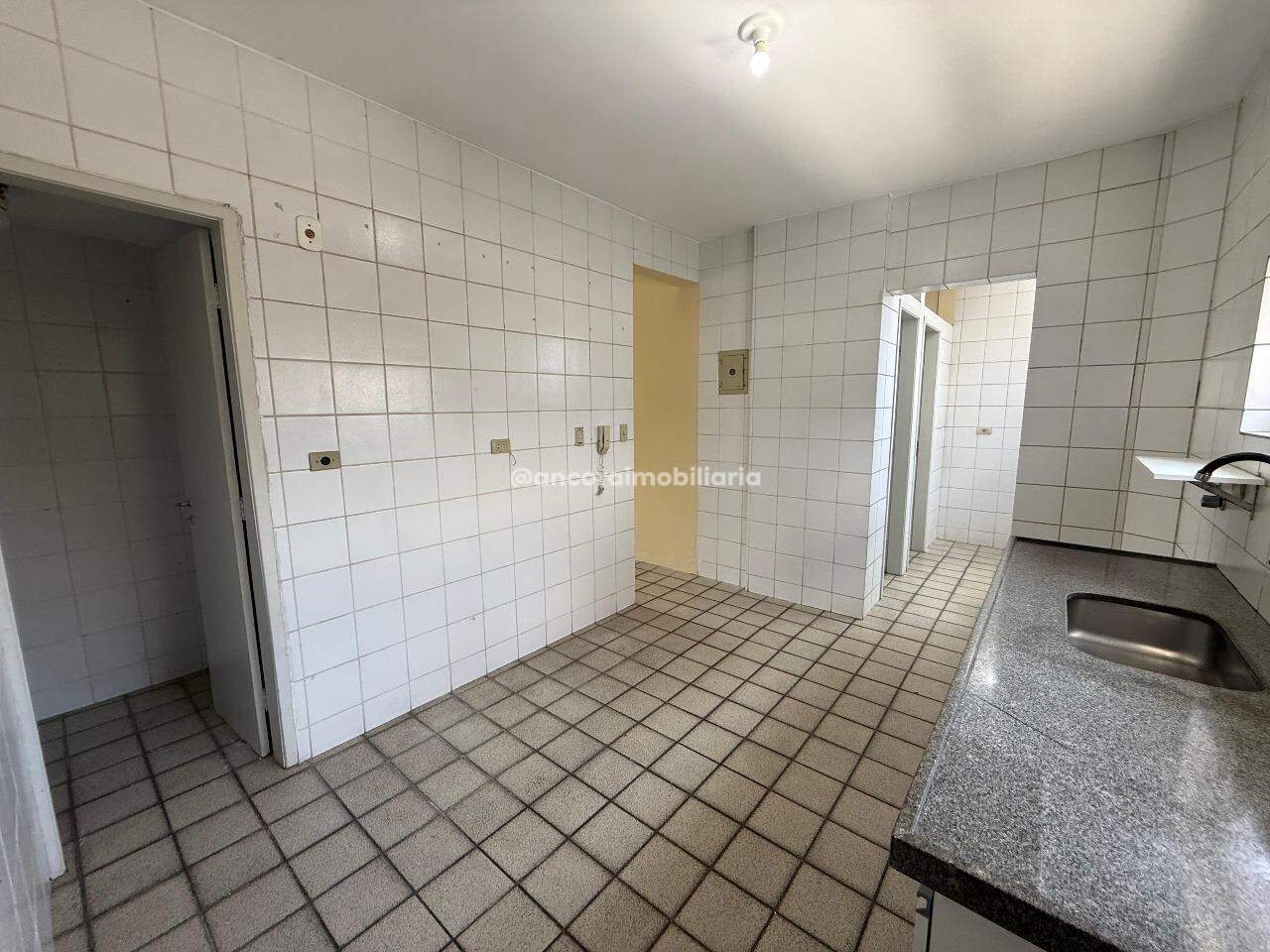 Apartamento para aluguel no Graças: 