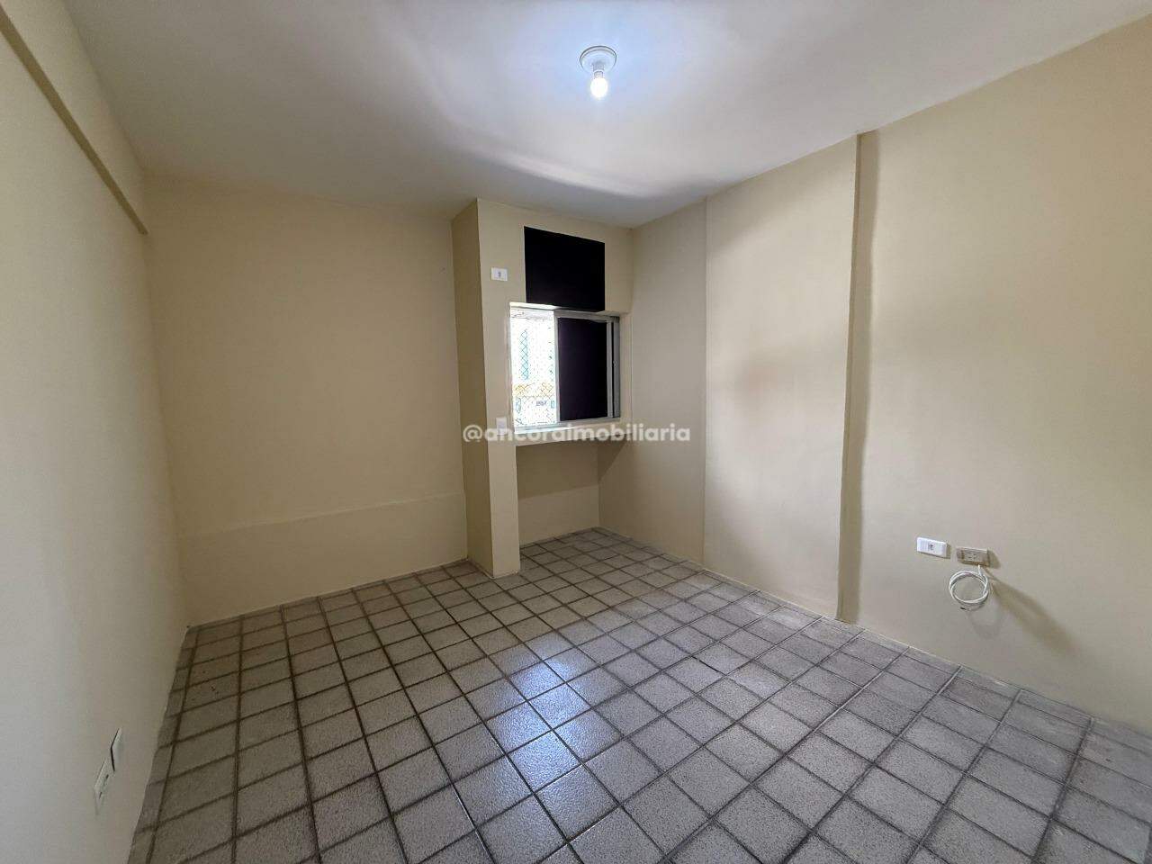 Apartamento para aluguel no Graças: 