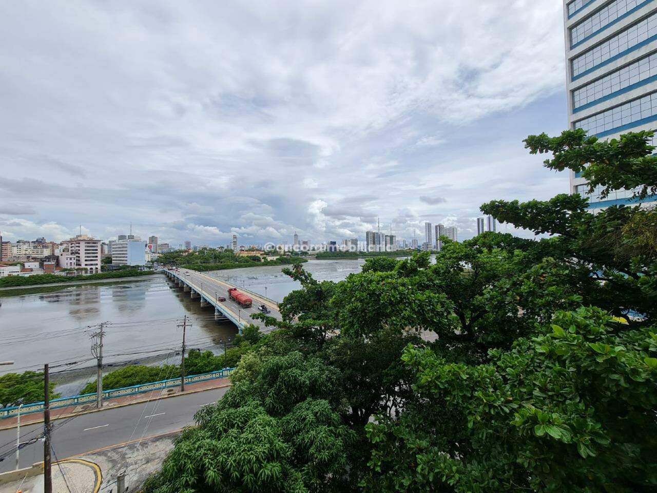 Sala para aluguel no Recife: 