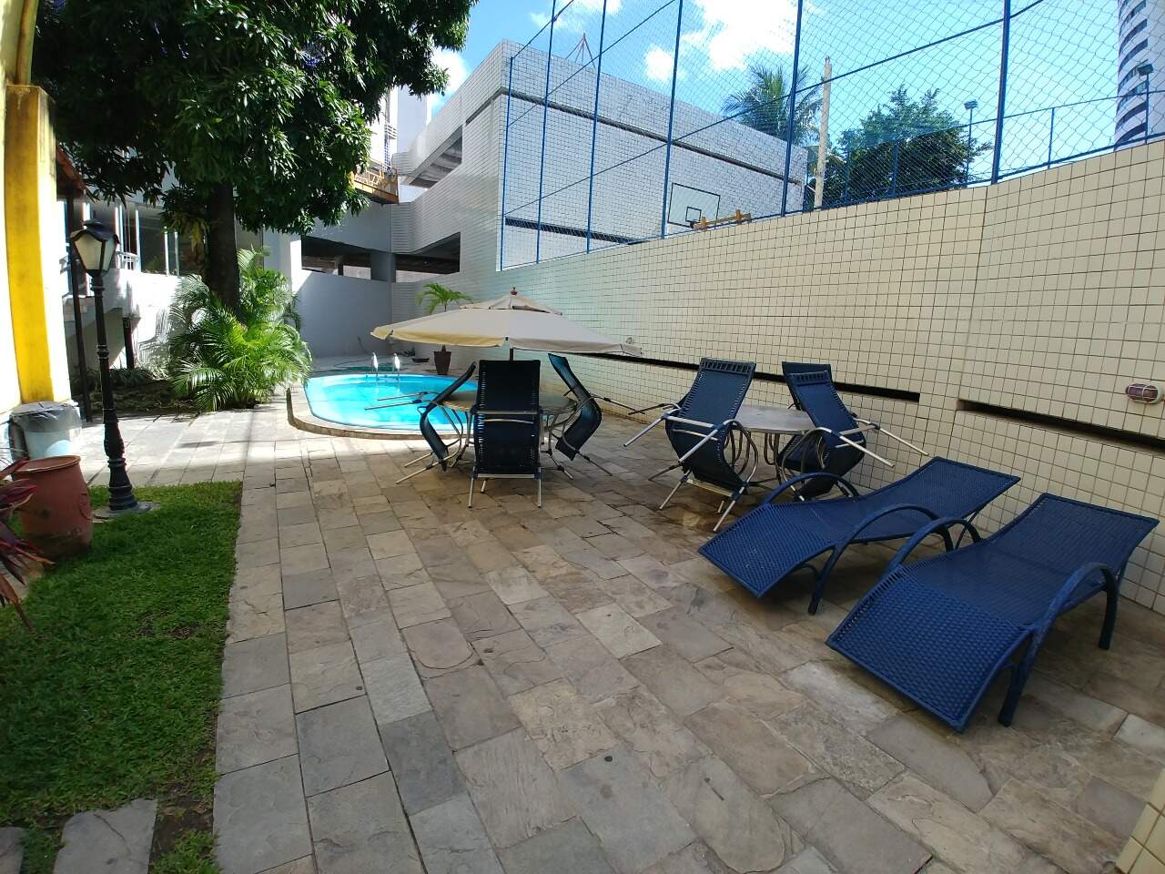 Apartamento para aluguel no Graças:
