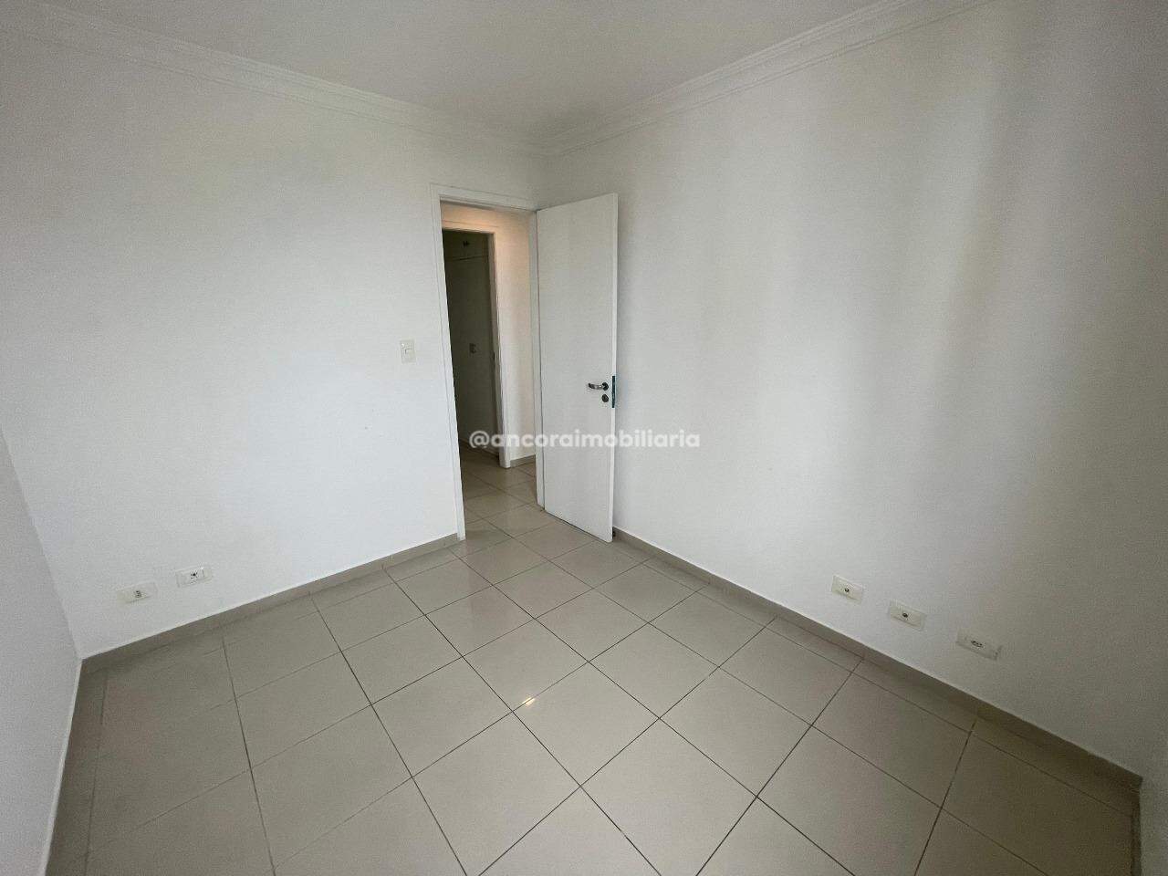 Apartamento para aluguel no Graças: