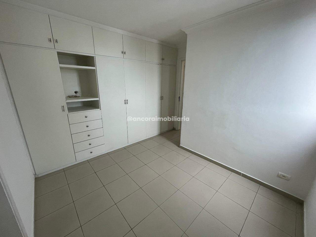 Apartamento para aluguel no Graças: