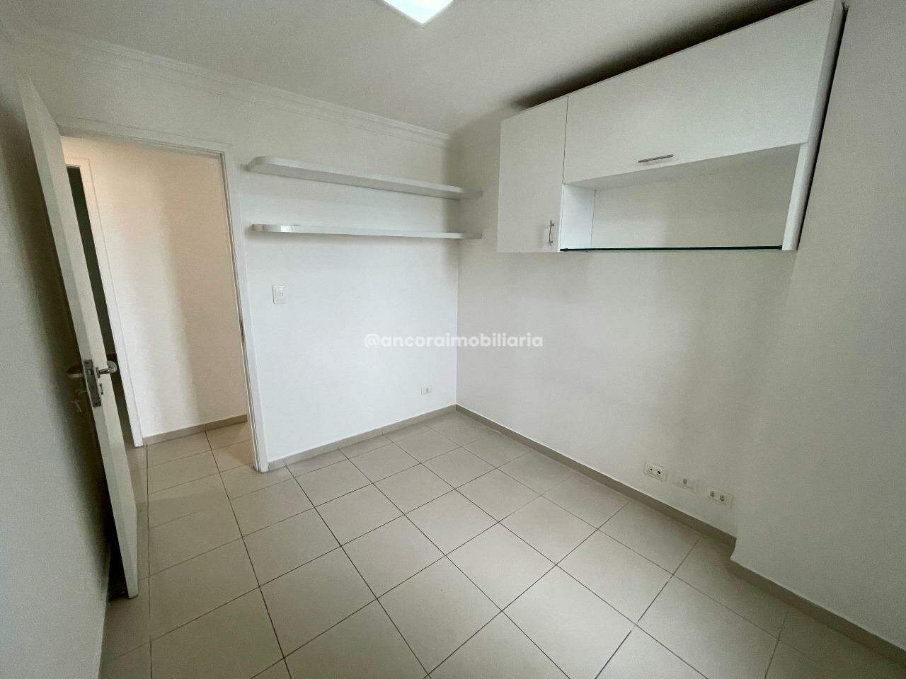 Apartamento para aluguel no Graças: