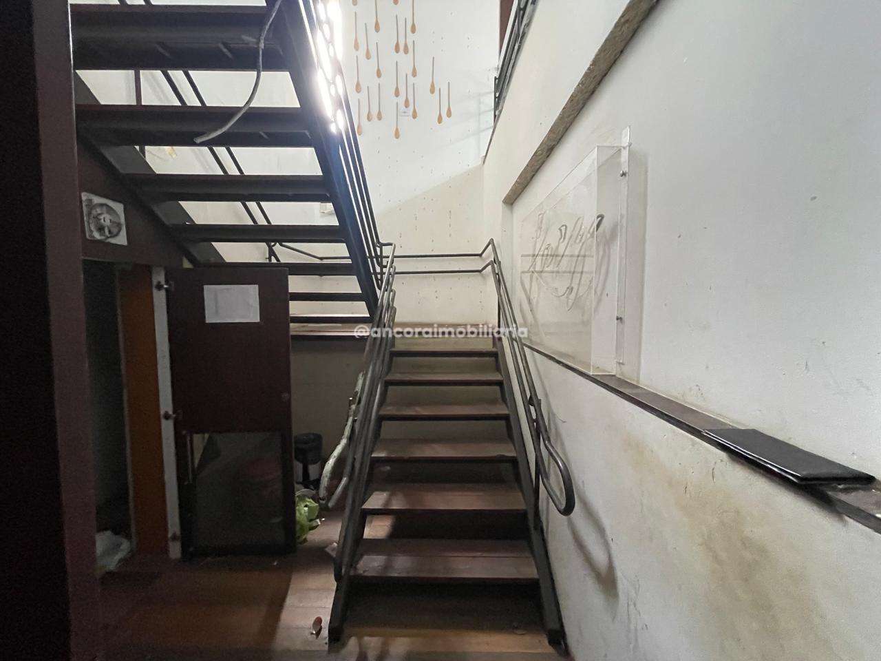 Casa Comercial para aluguel no Espinheiro: 