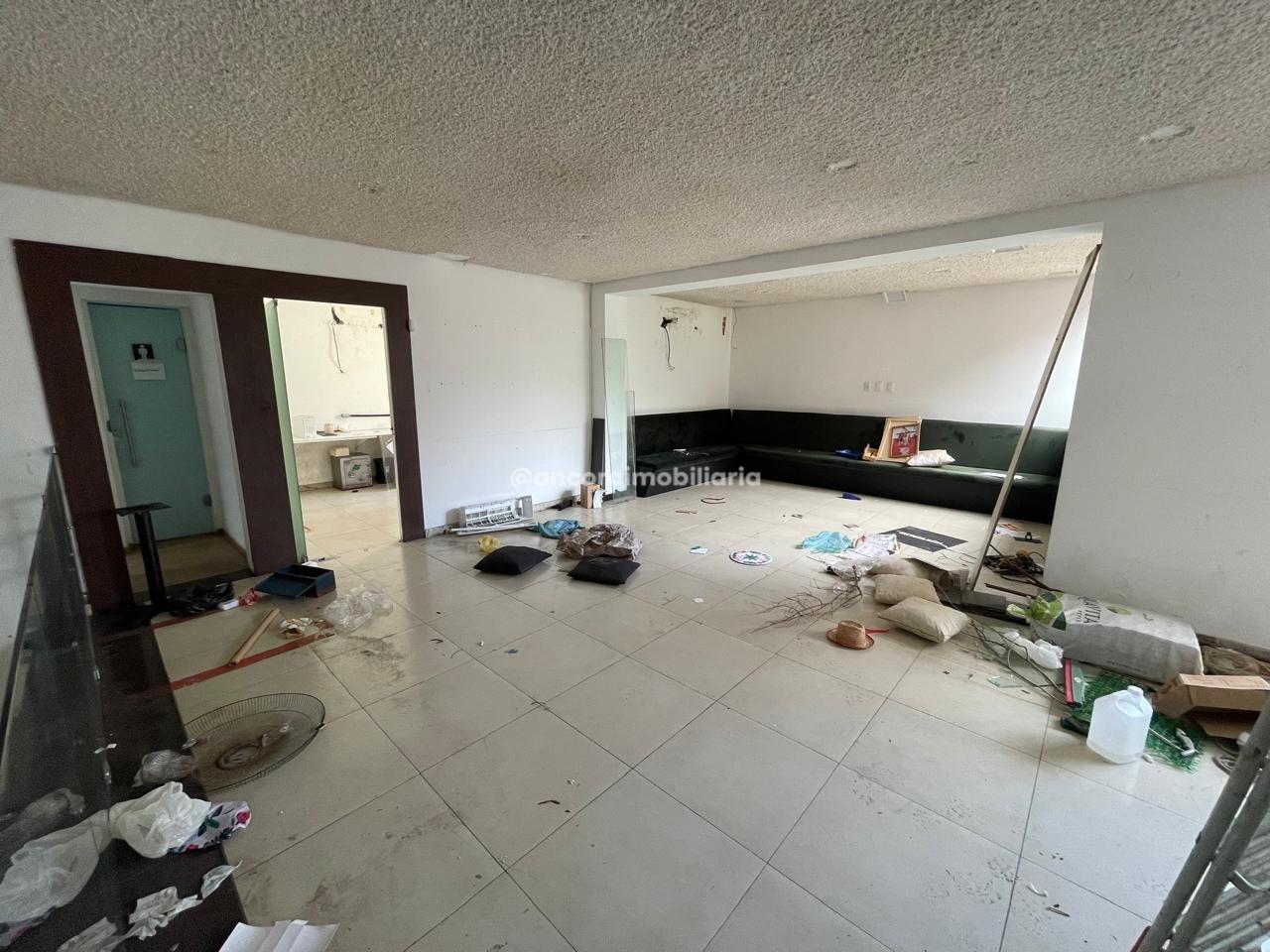 Casa Comercial para aluguel no Espinheiro: 