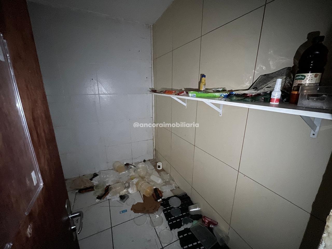 Casa Comercial para aluguel no Espinheiro: 