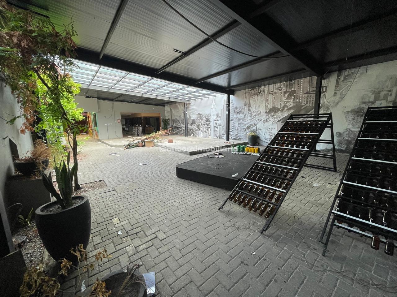 Casa Comercial para aluguel no Espinheiro: 