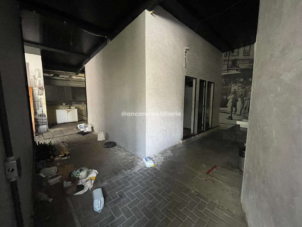 Casa Comercial para aluguel no Espinheiro: 