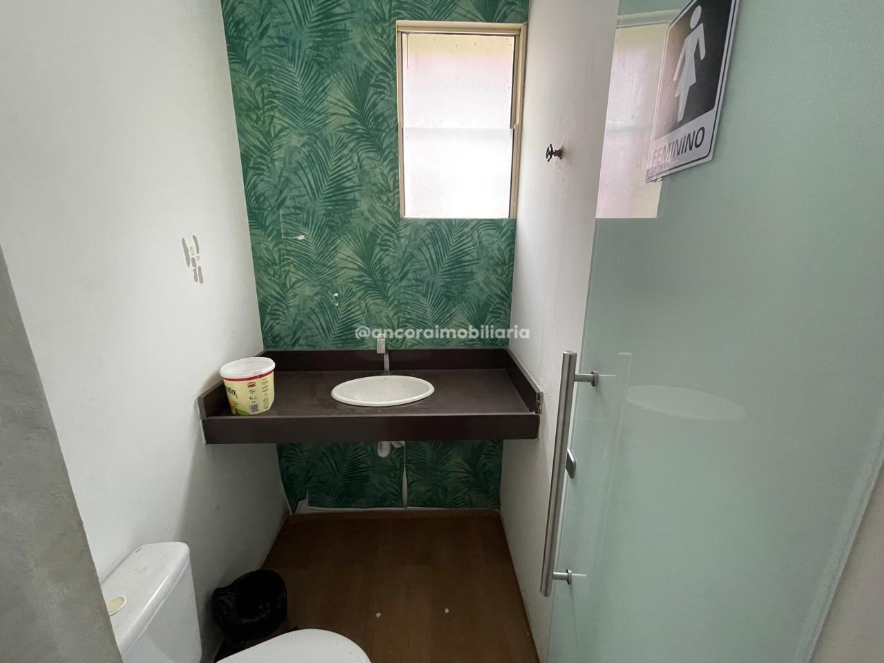 Casa Comercial para aluguel no Espinheiro: 